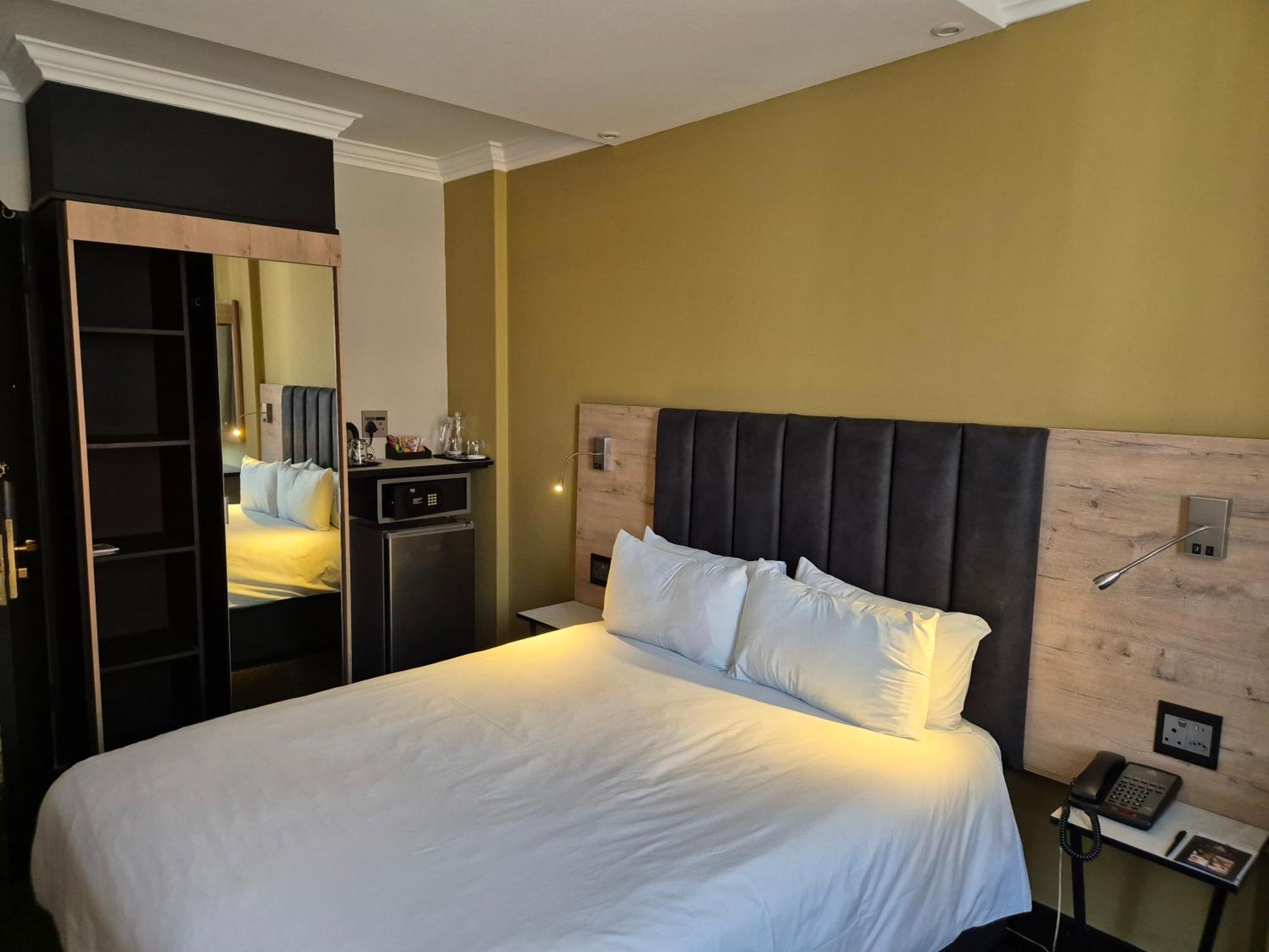 Manhattan Hotel Pretoria-Noord Εξωτερικό φωτογραφία